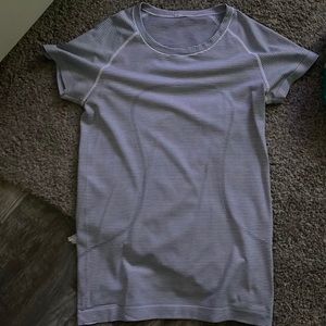Lululemon swiftly shirt